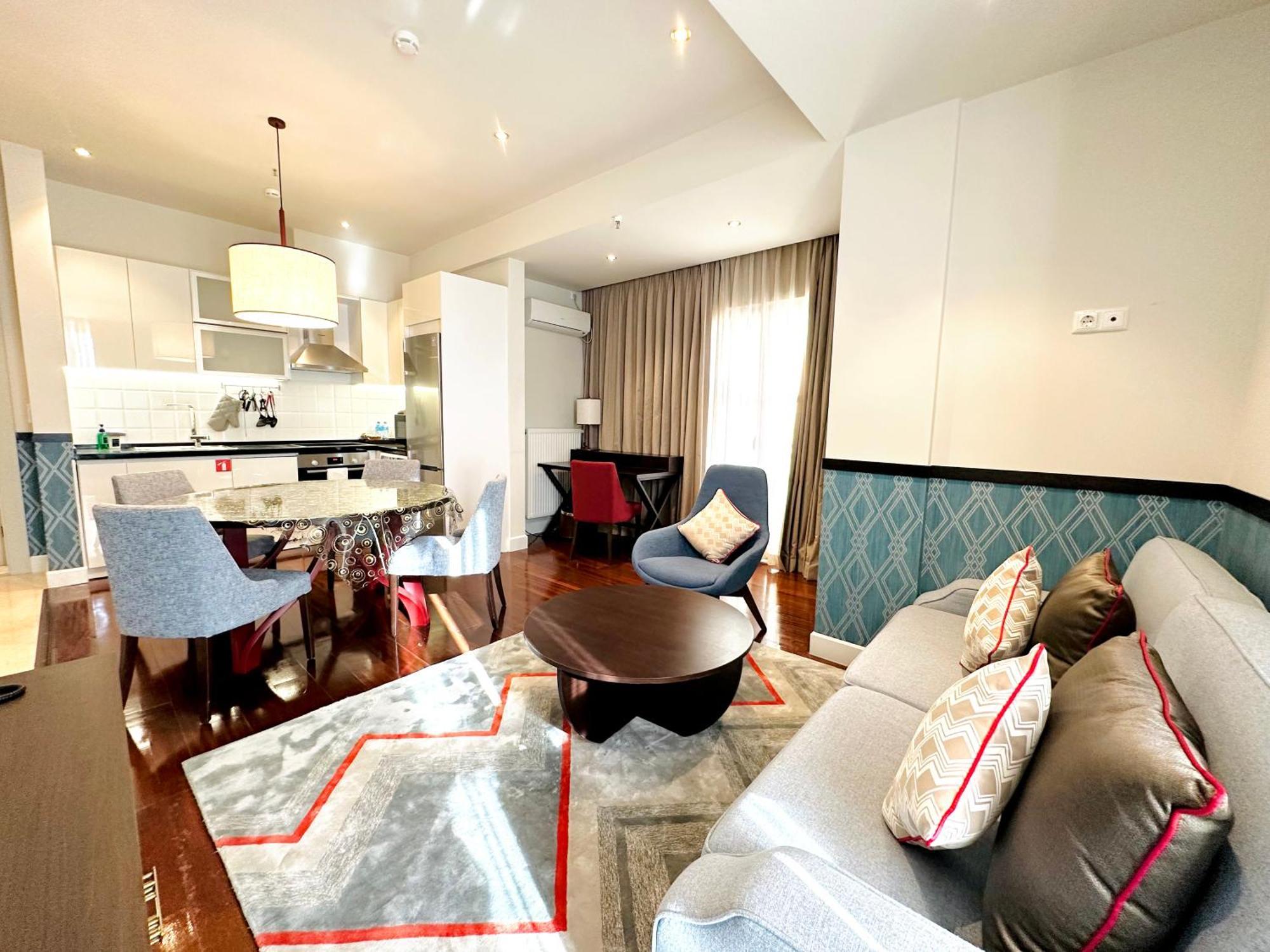 Somerset Centre Hotel 5*